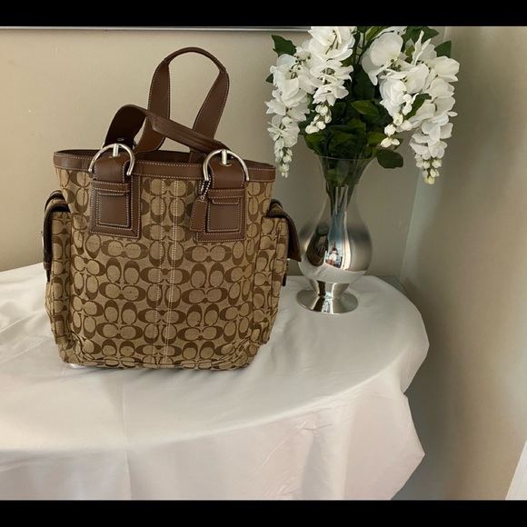 Coach - Picture 2 of 2